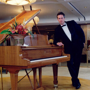 Classical Pianist - Click for more