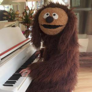 Rowlf, the famous piano playing dog street theatre act