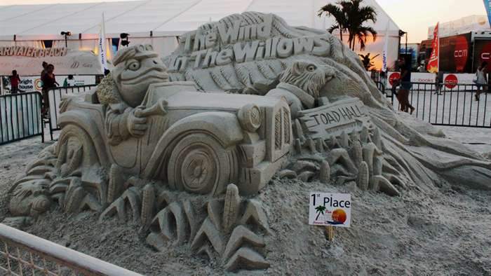 Sand Sculpture of Wind in The Willows