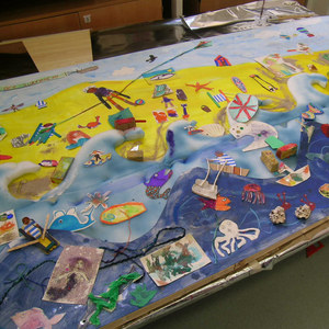 BeachMural.JPG (45510 bytes)