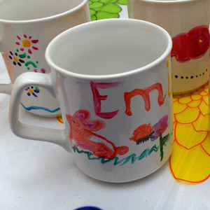 Mugs.JPG (27105 bytes)