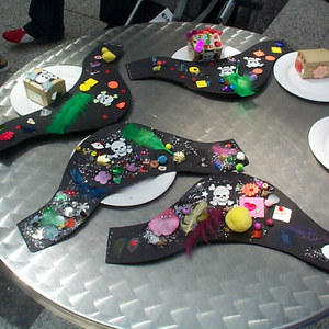 PirateHats.JPG (40828 bytes)