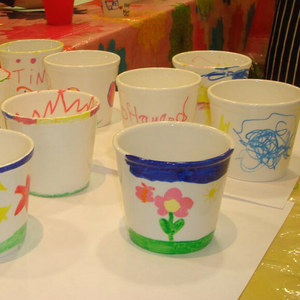 PlantPots.JPG (27337 bytes)
