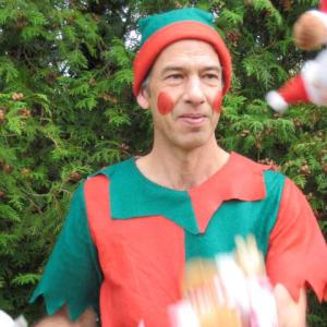 Juggling Elf