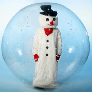 Christmas Elves (can run circus workshops)