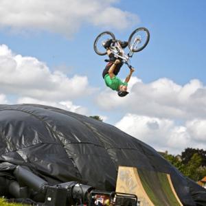 mountain bike display team