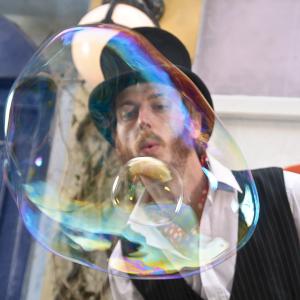 Bubble Performer